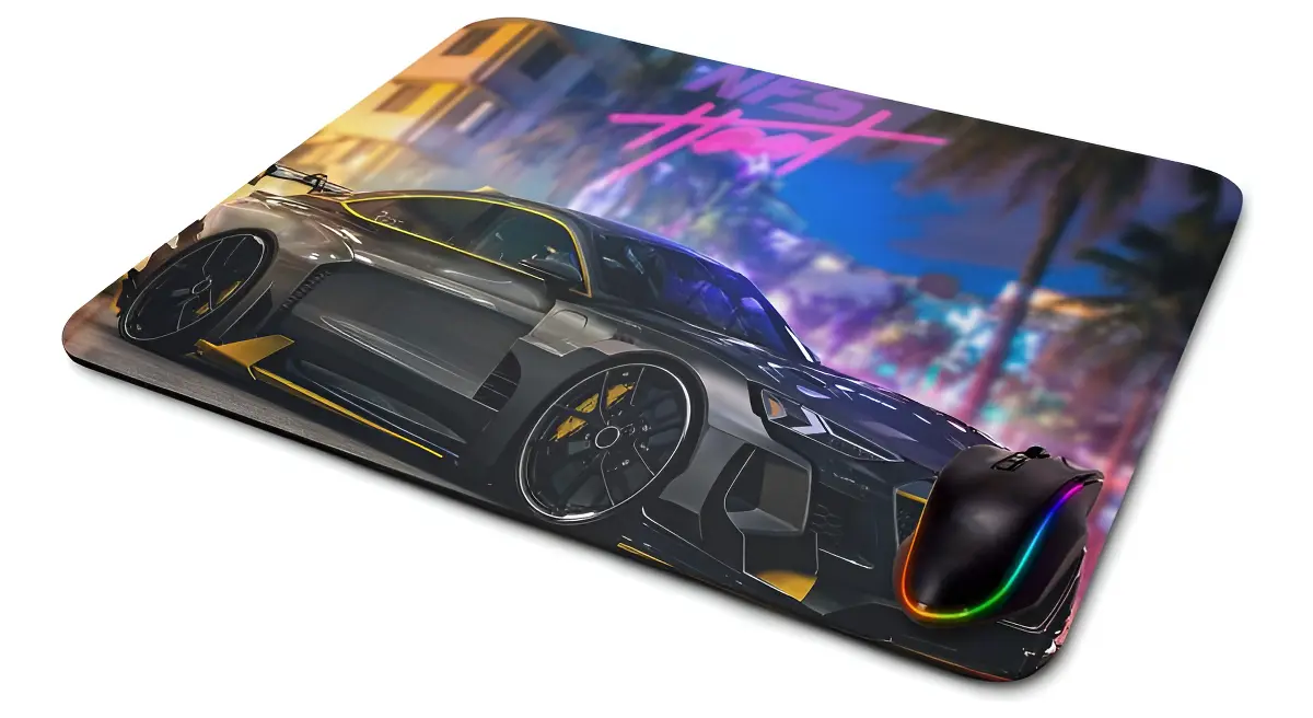 MOUSE PAD MODELO NEED FOR SPEED (21,5CM X 17,5CM)
